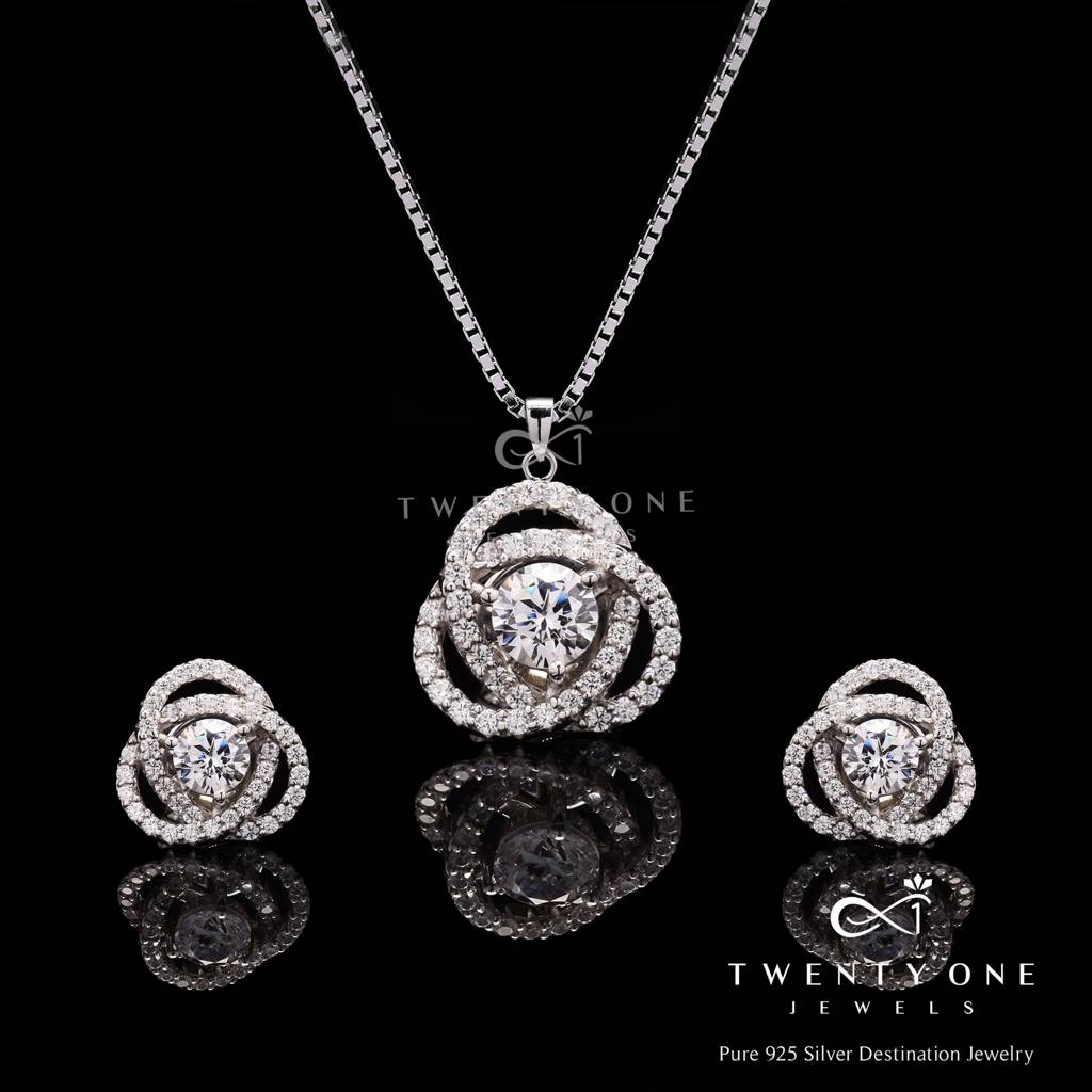 Intertwined Fauzia Solitaire Pendant Set On Pure 925 Silver : TPS5103