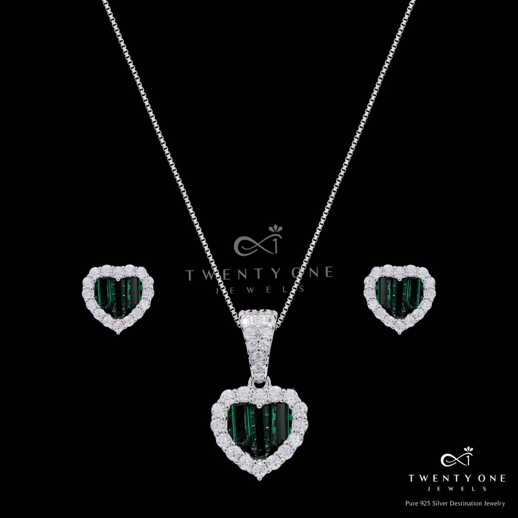 Green Emerald Baguette American Diamond Heart Pendant Set On Pure 925 Silver : TPS5448