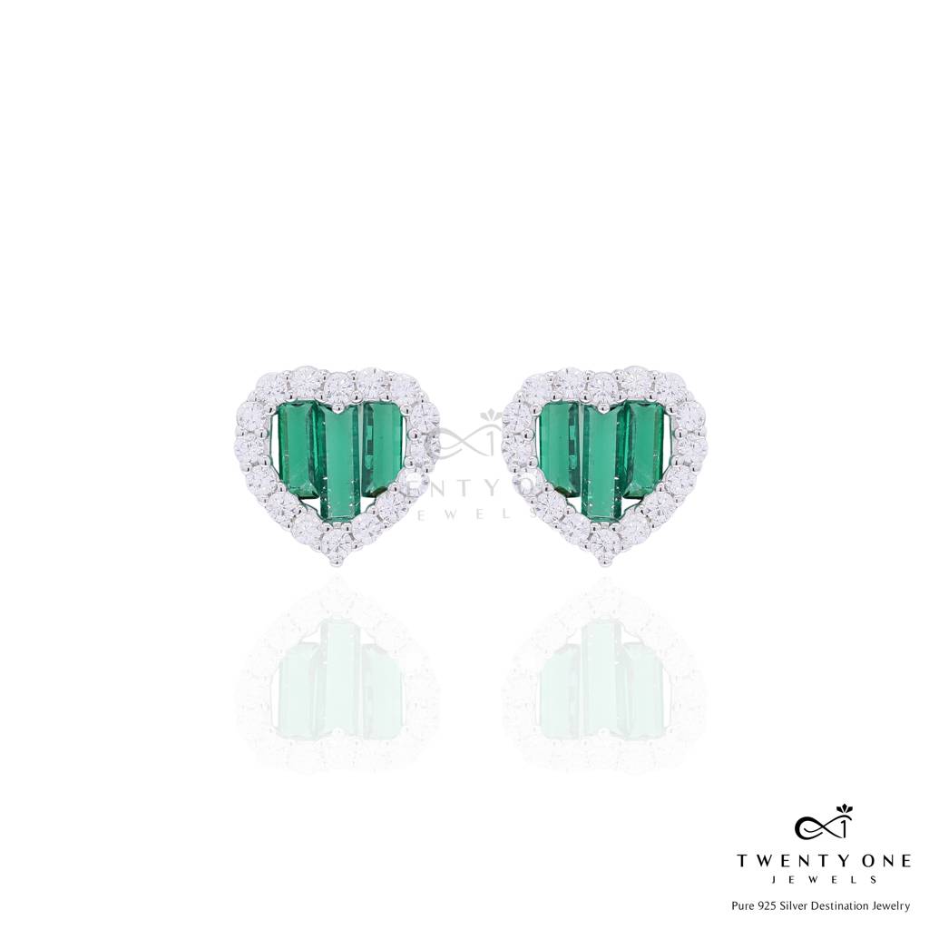 Green Emerald Baguette American Diamond Heart Pendant Set On Pure 925 Silver : TPS5448