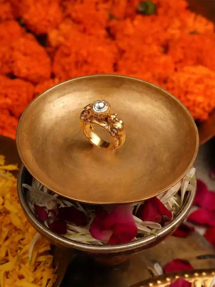 White Color Gold Plated Ring - Tr-Rng112 : TR-RNG112