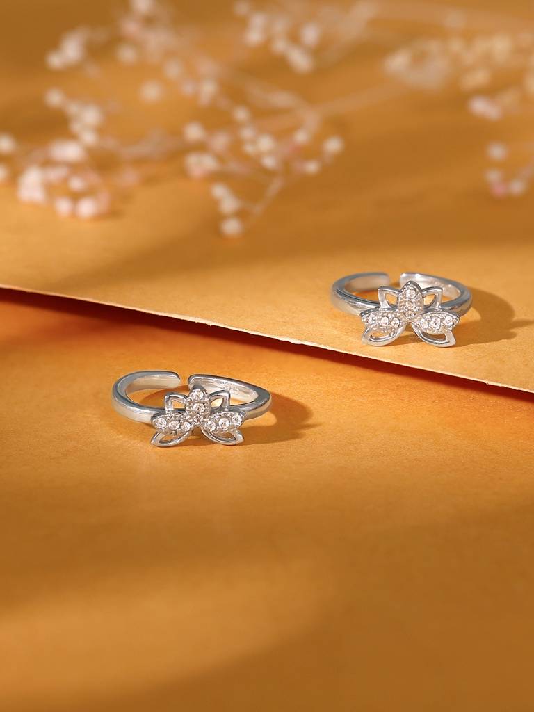 Silver Crescent Flower Toe Rings : TR015