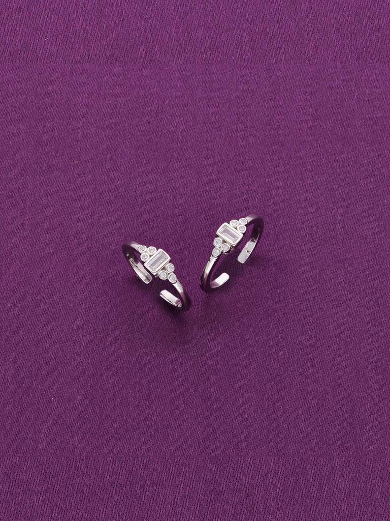 Sterling Silver Baguette Toe Ring : TR106-S-NA
