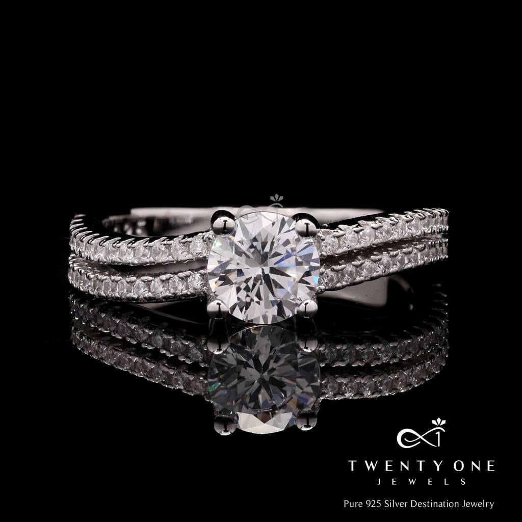 Double Band Melony Ring With 75 Cents Solitaire On Pure 925 Silver : TR31181