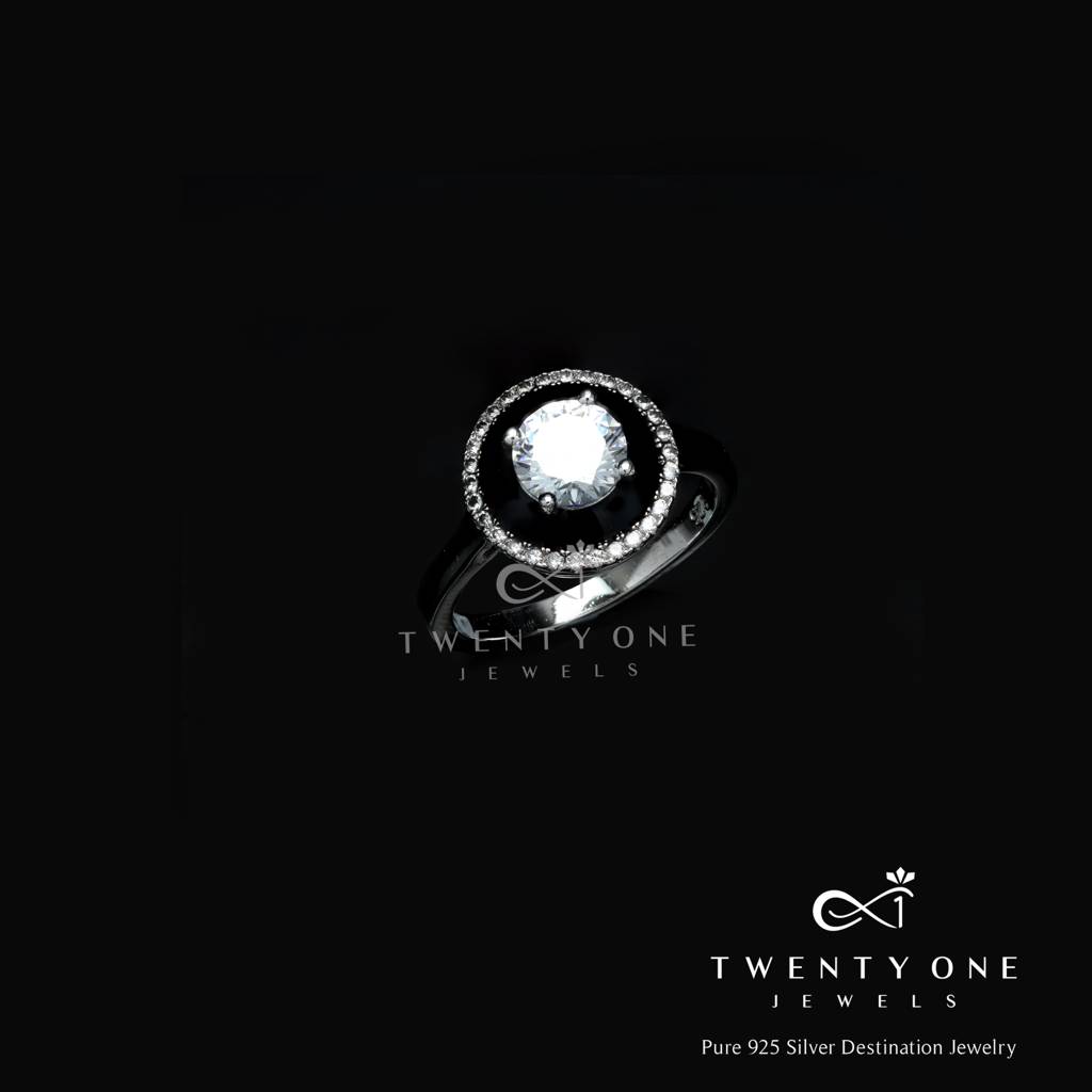 Black Beauty Reysa Solitaire Ring : TR31241