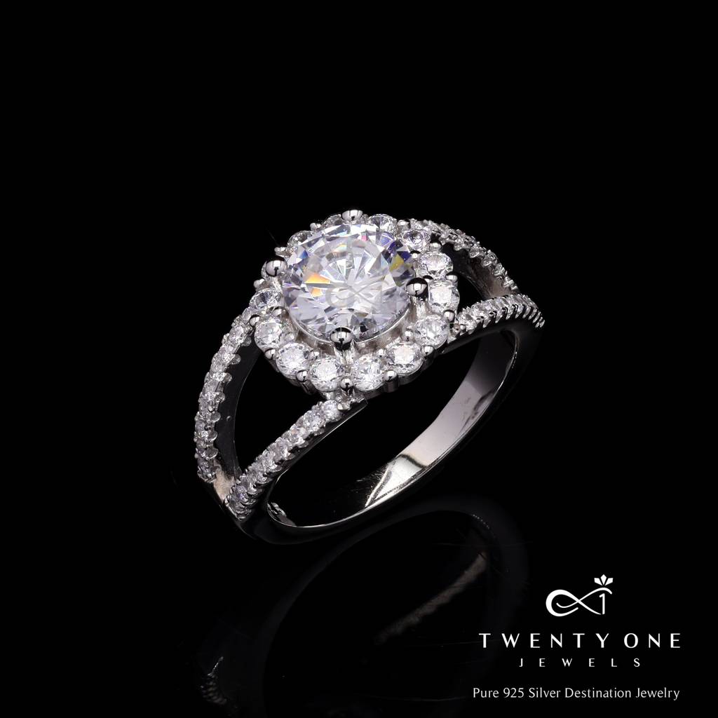1.5 Carat Round Cut Solitaire Dilicia Ring With Diamond Halo On Pure 925 Silver : TR31273