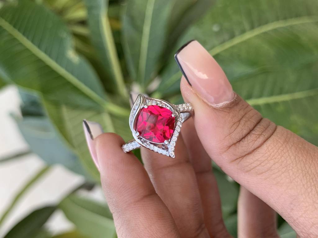 Ruby Solitaire With Diamond Daisy Ring On 925 Silver : TR31454