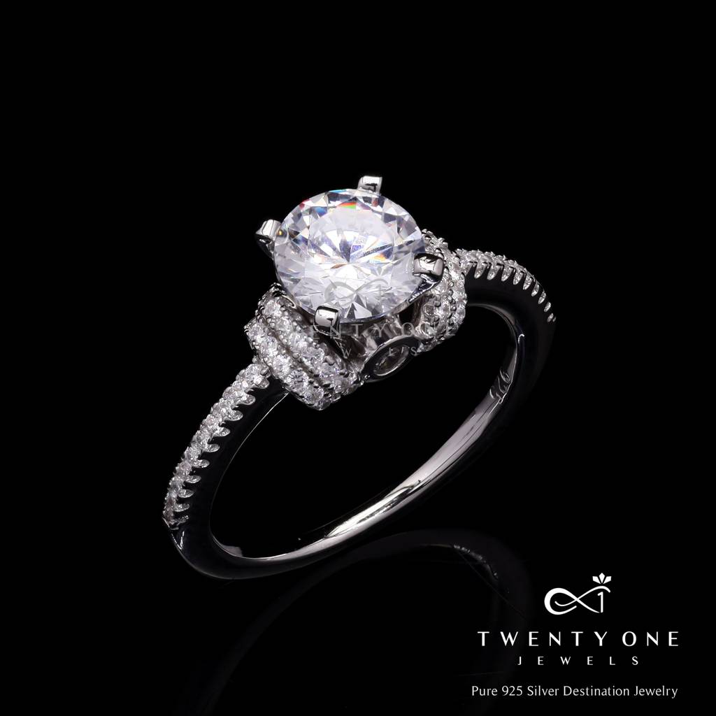 Sakura Solitaire Ring On 925 Silver : TR31501