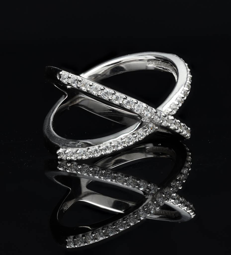 The Celina Cross Diamond Ring On Pure 925 Silver : TR31651