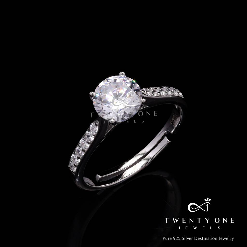 1.5 Carat Solitaire Adjustable Calyspo Ring : TR3264