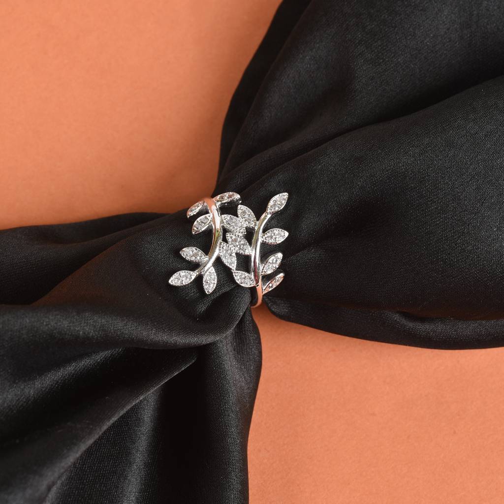 92.5 Sterling Silver Flower Ring : SR013-7