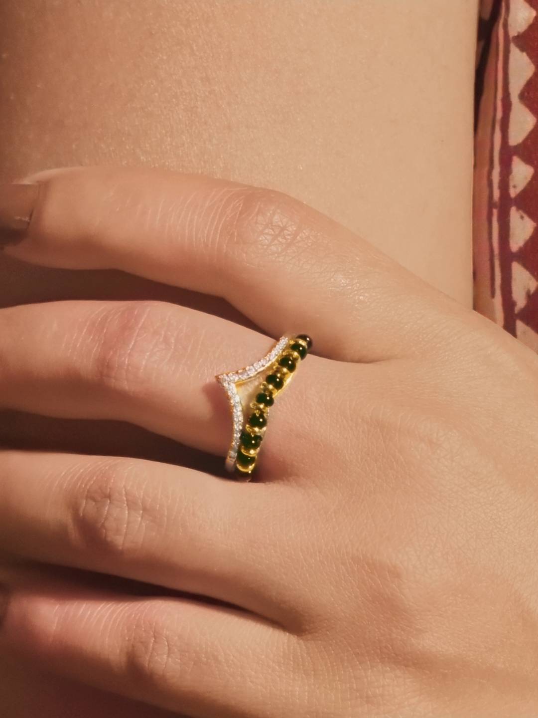 Diversity Vanki Ring-22K-Gold Vermeil : TSRI-DIV-12-18G-50042