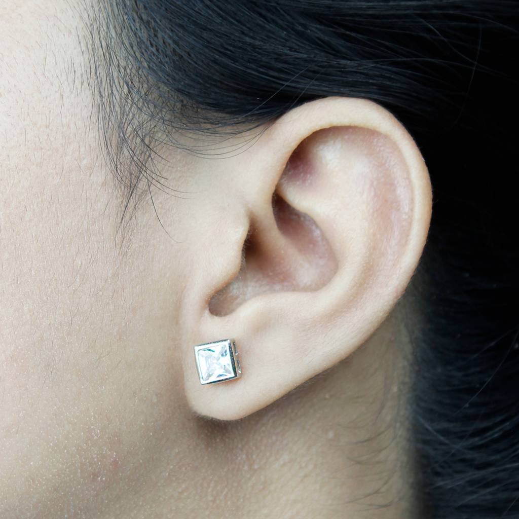 929 Pure Silver Square Zircon Stud Earrings : TWP10205MM