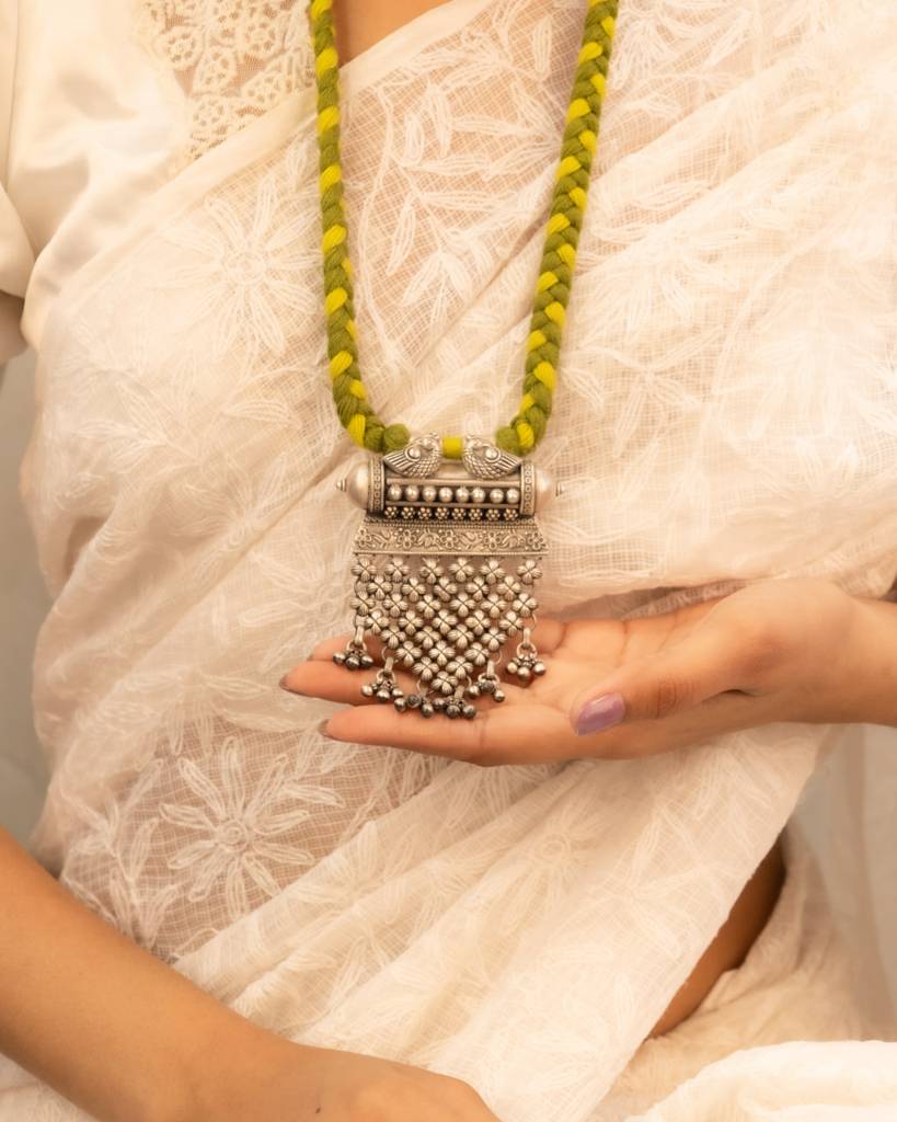 Tattva Dual Peacock Intricate Jali Dori Necklace : SN900112