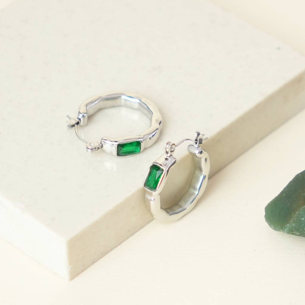 Emerald Envy Loop Hoops : TE10A