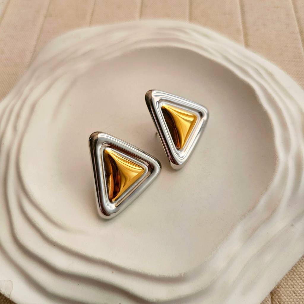 Triangle Silver Gold Earrings : TAA-9999904734185-EARRING