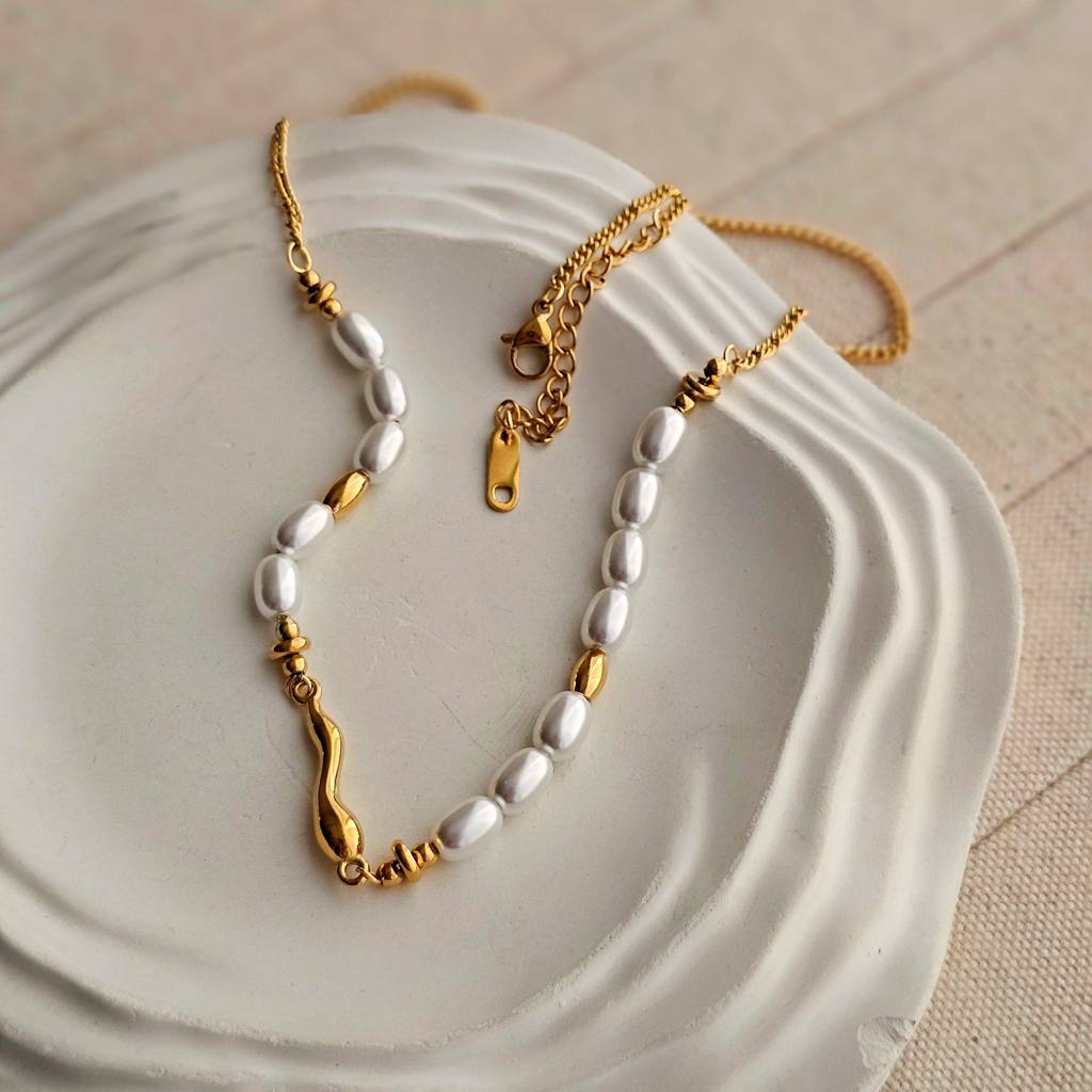 Trinity Baroque Pearl Necklace : TAA-9999904734244-NECKLACE