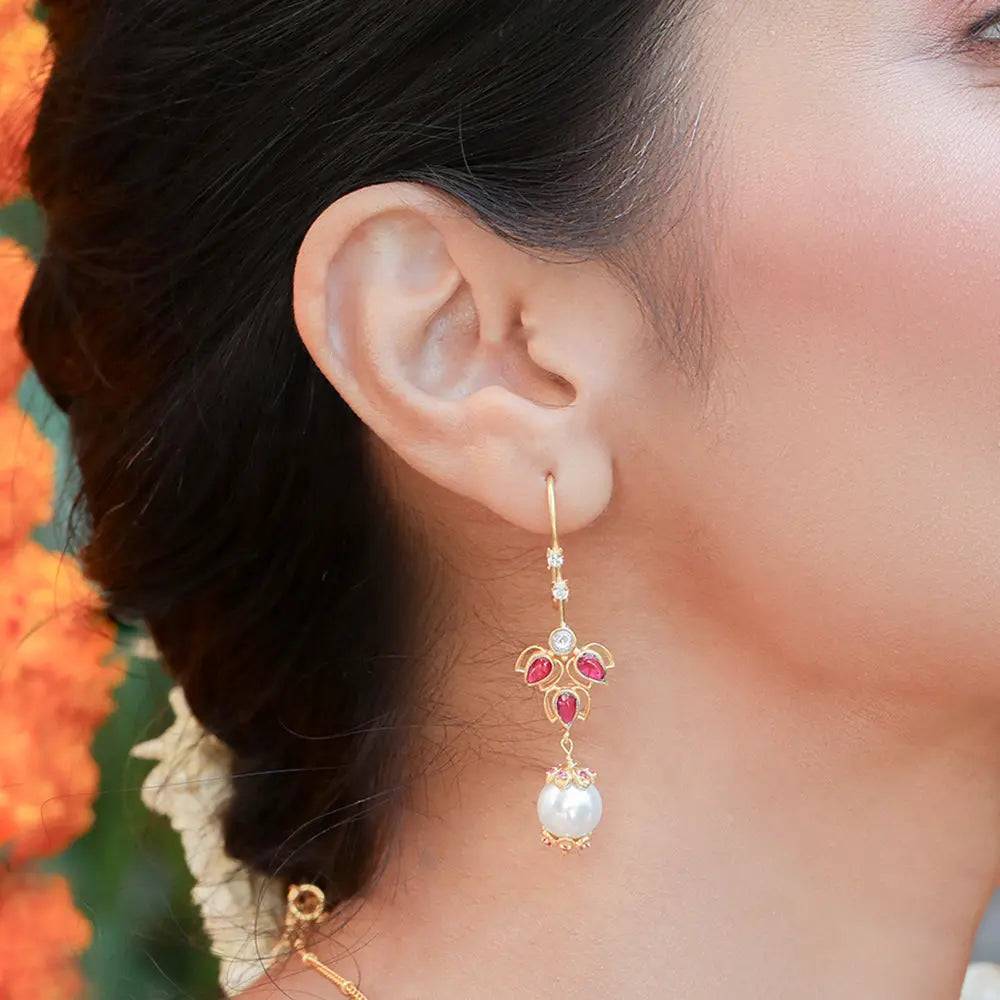 Sitayan Silver Pearl Earrings : U050SO20WC0022