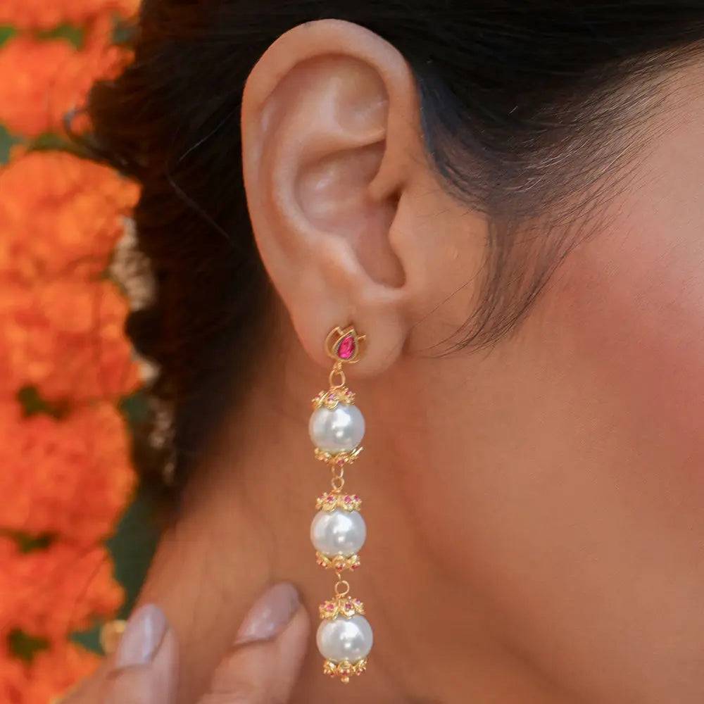 Silver 92.5 Sitayan Pearl Earring : U080SG0013E1165