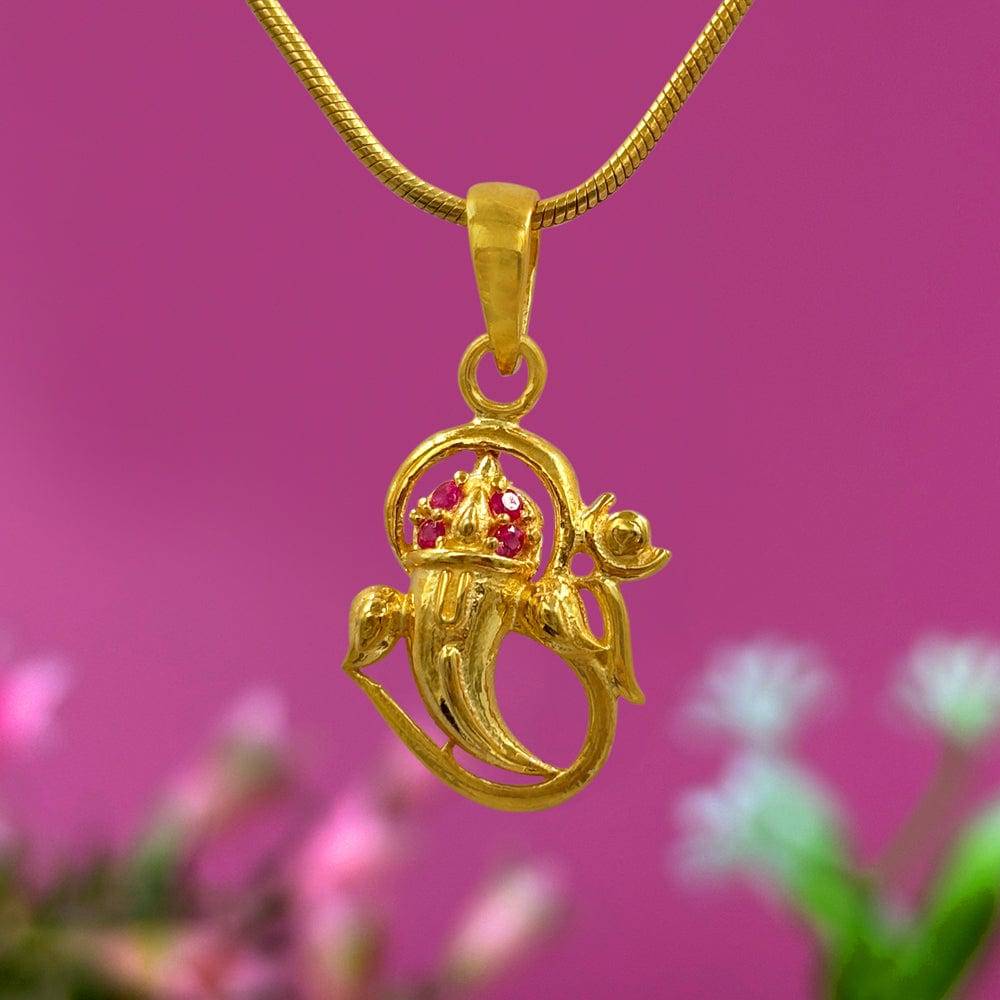 Divine Blessings Ganesh Silver Pendant : U080SG009N1114