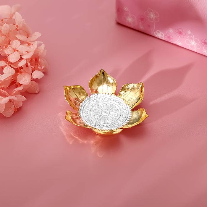 Dual Tone Lotus Peetam : UT024