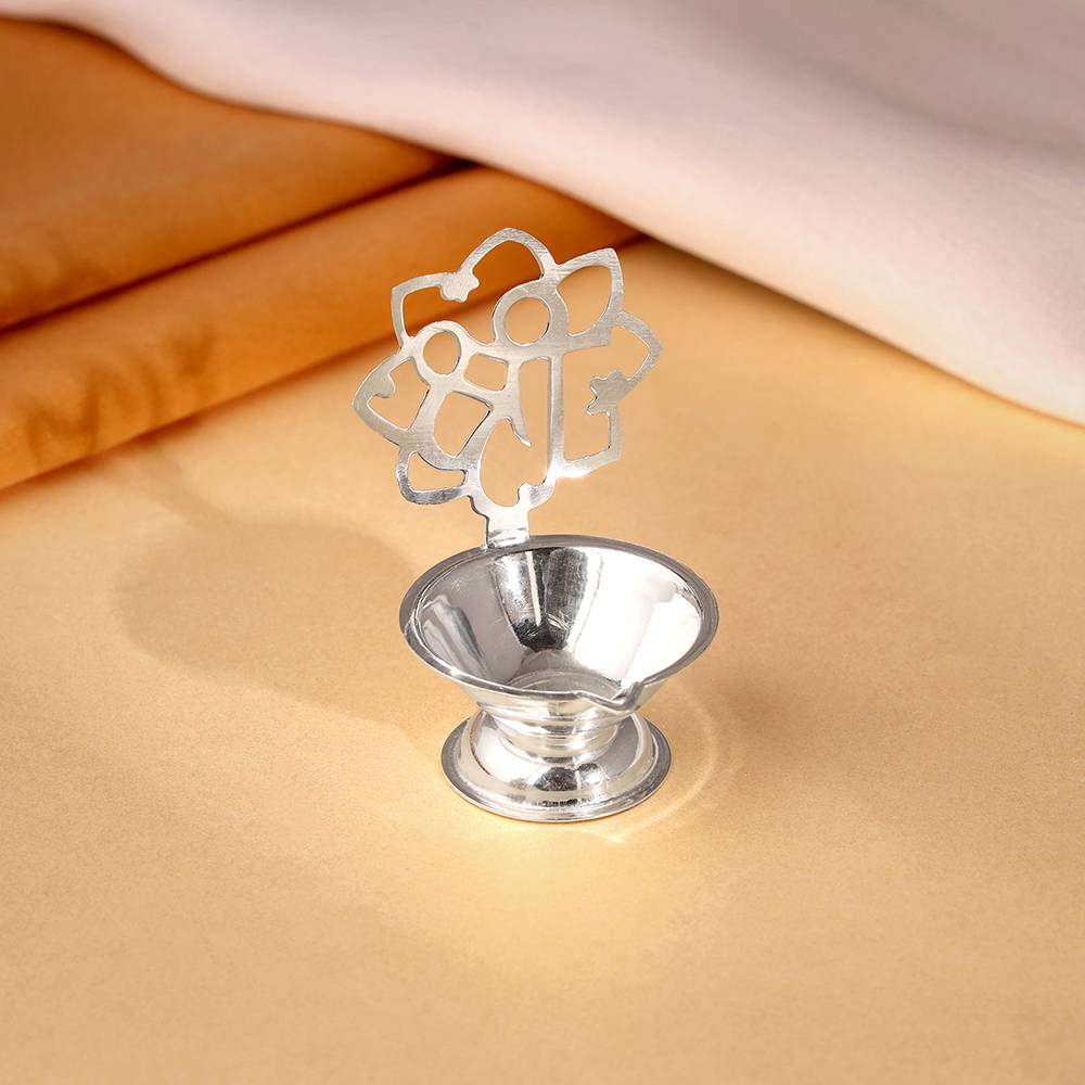 Giva 925 Silver Divine Shree Diya : UT030
