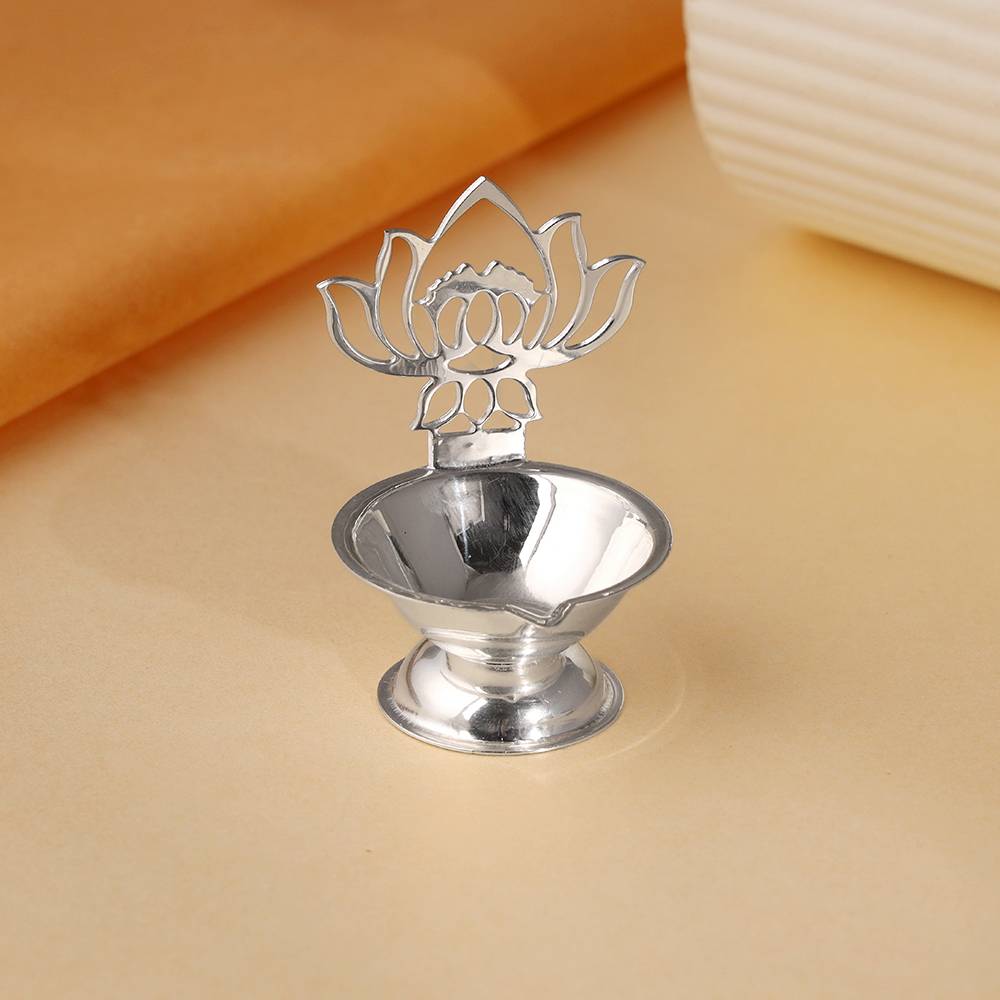 Giva 925 Silver Padma Diya : UT036