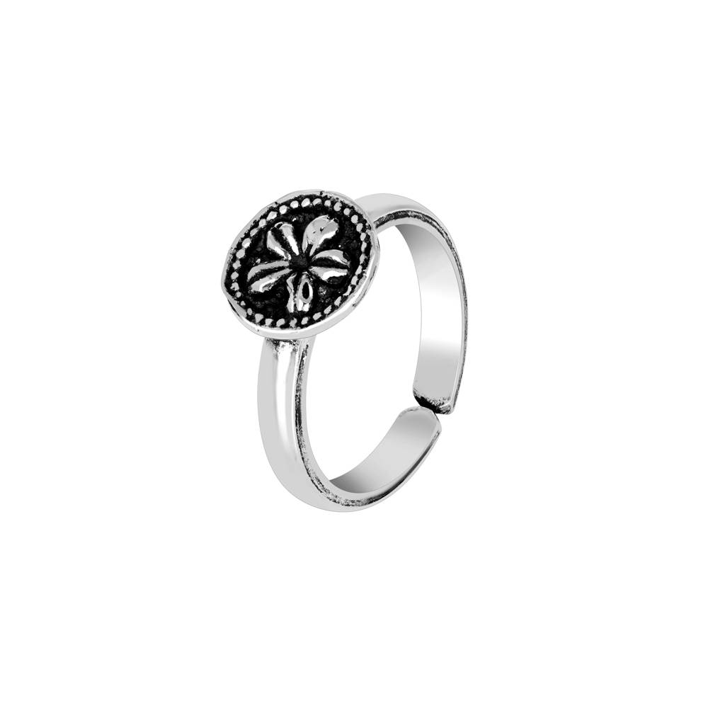 Oxidised Silver Flower Toe Ring : UTR423