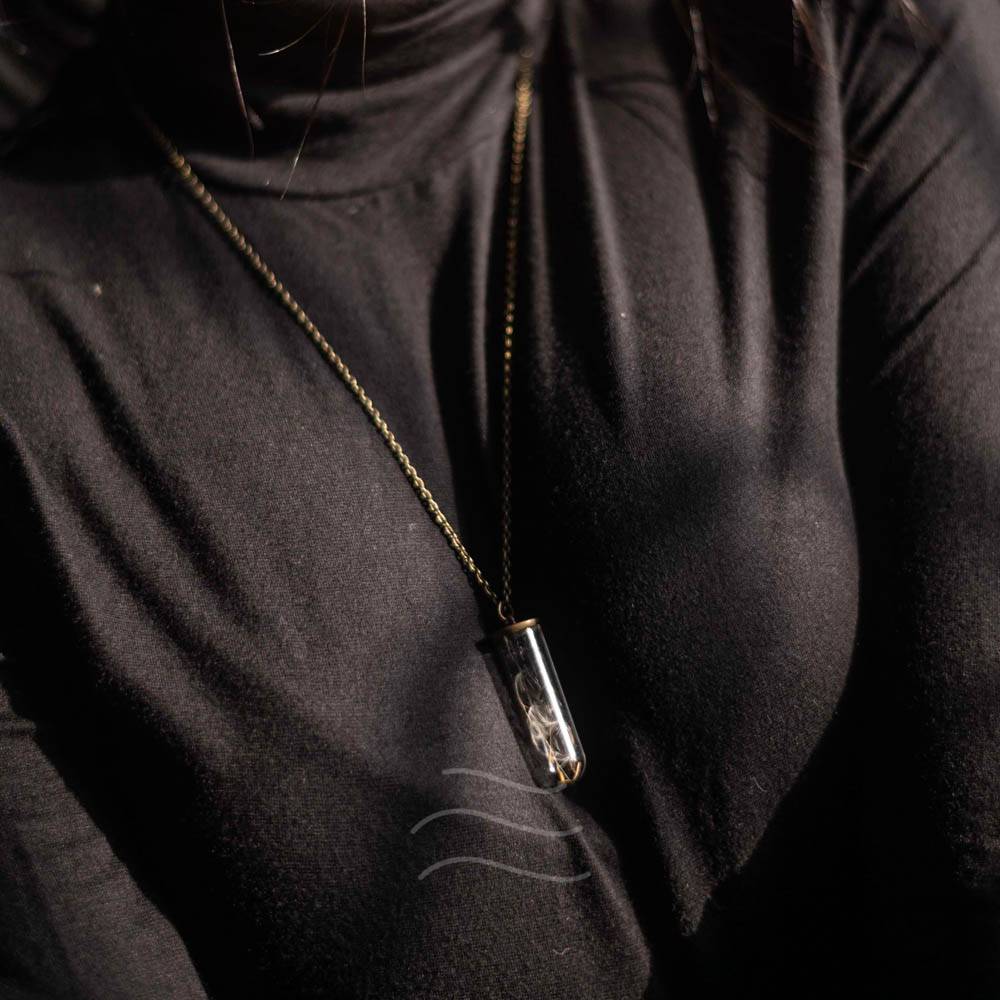Unisex Dandelion Locket : LA-DA-EL-UN-BR-1