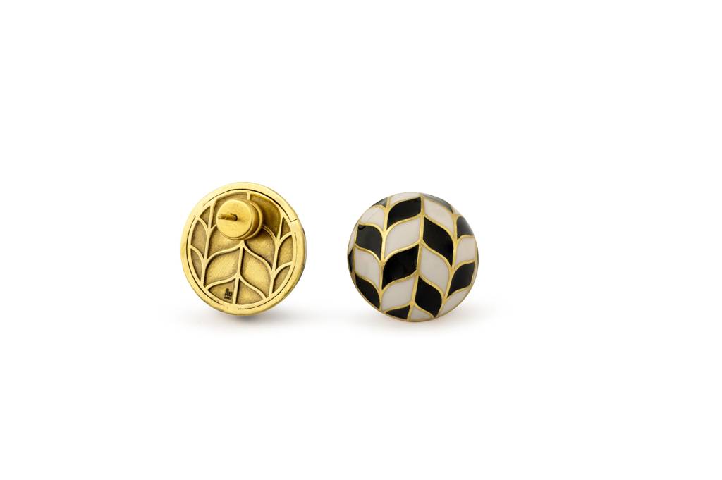 Chevron Oval Studs : 3070