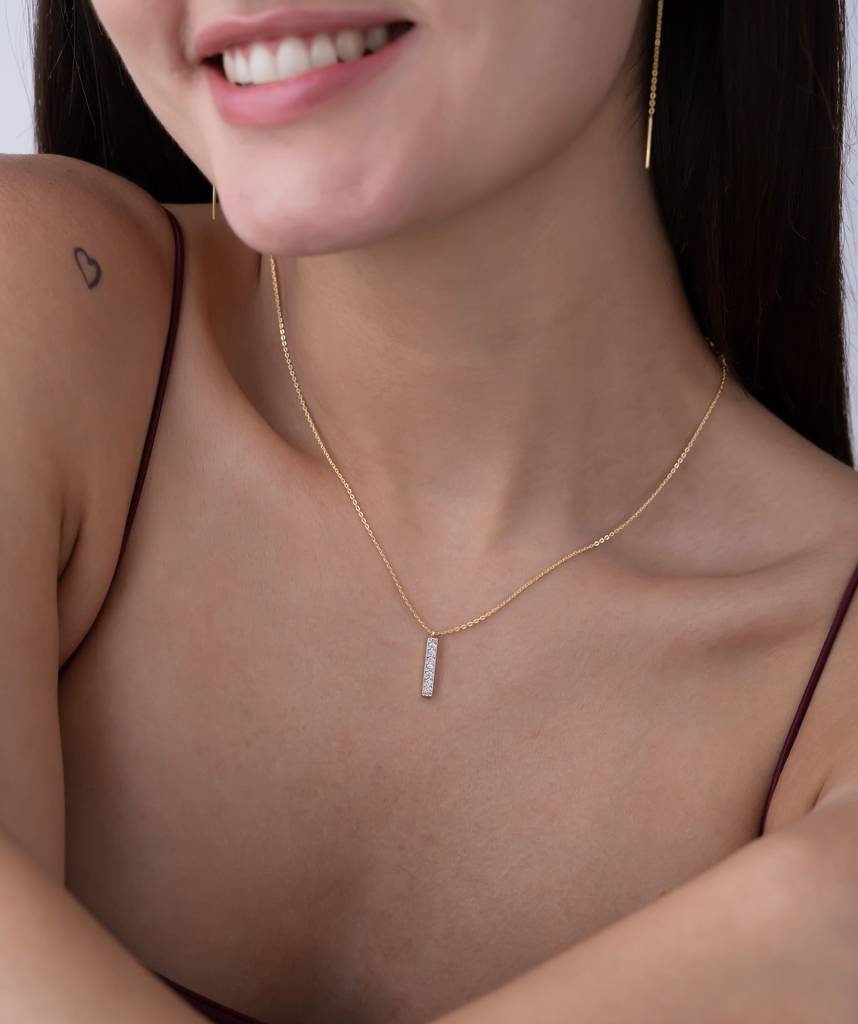 18K Gold Vermeil Vertical Diamond Bar Necklace : KNC0075-Gold