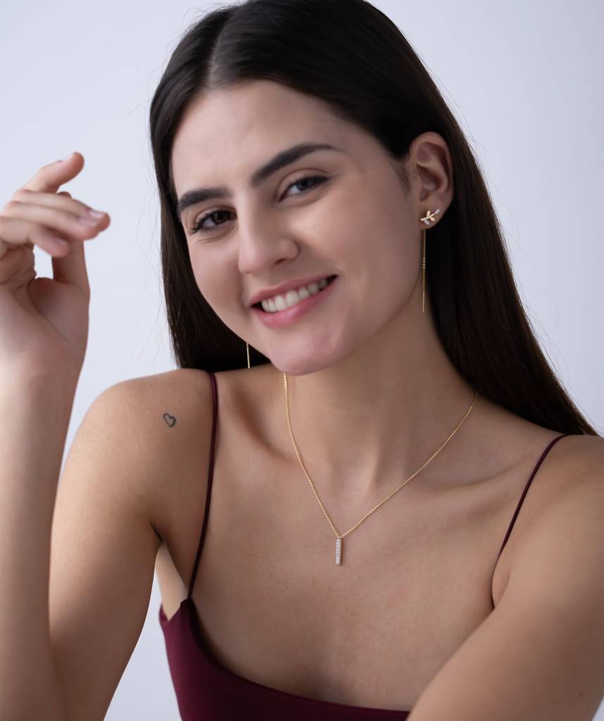 18K Gold Vermeil Vertical Diamond Bar Necklace : KNC0075-Gold