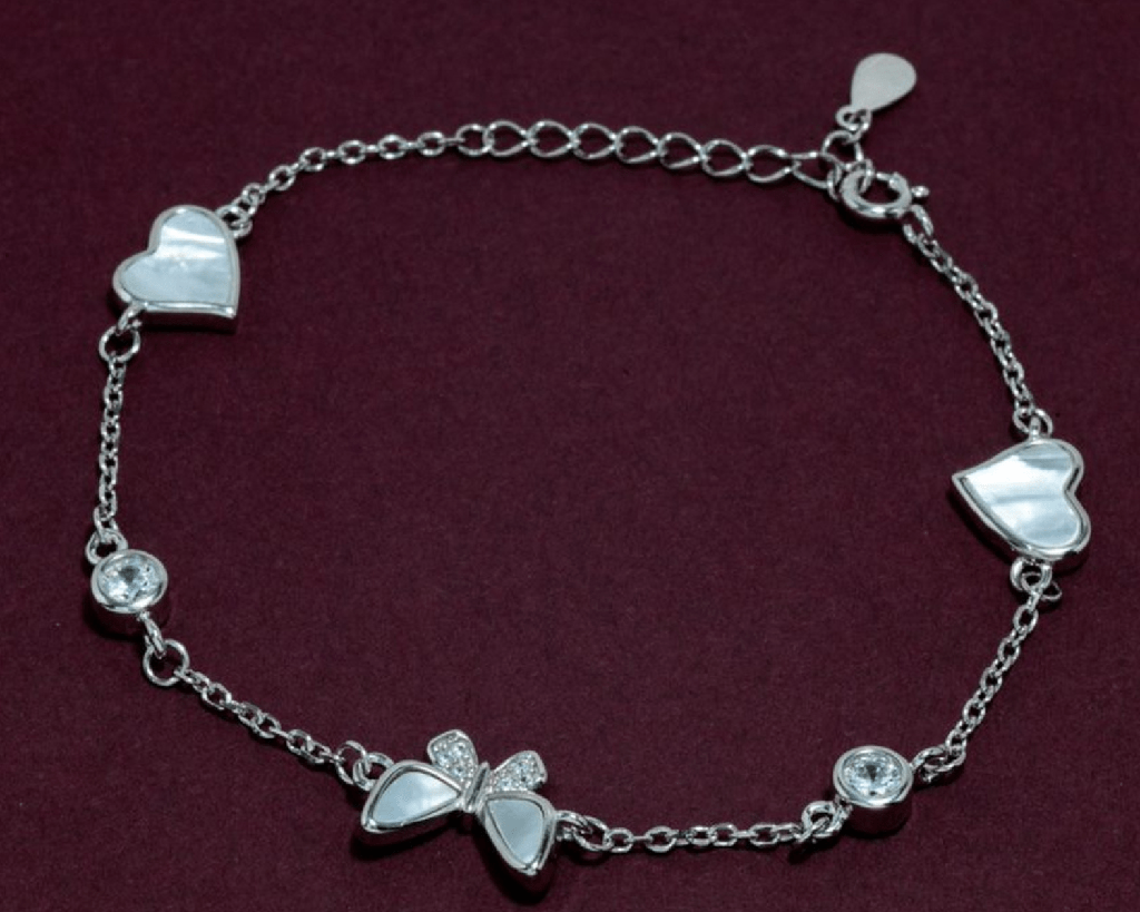 Larissa Butterfly Bracelet : LarissaButterflyBracelet