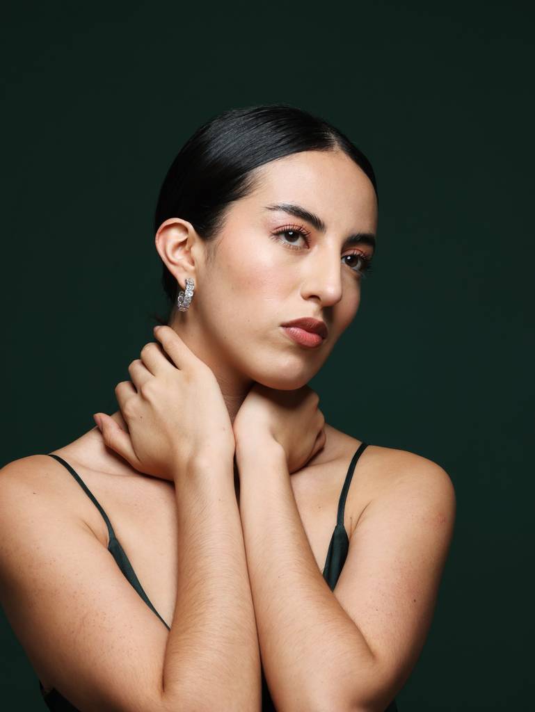 Cz Promise Hoops : VAP24HP01