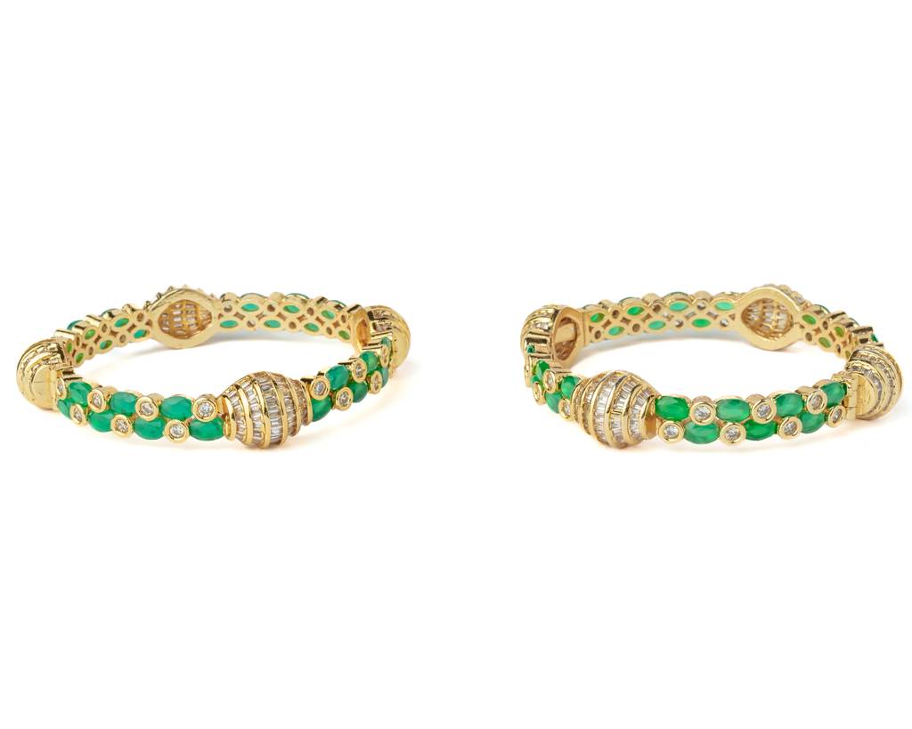 Vivinia By Vidhi Mehra Gold Plated Green Womens Synthetic Stone Pair Of Bangles-Vb033 : VB033