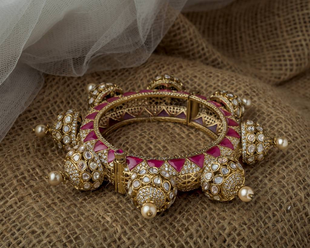 Vivinia By Vidhi Mehra Gold Plated Pink Womens Kundan, Polki Kada-Vb093 : VB093