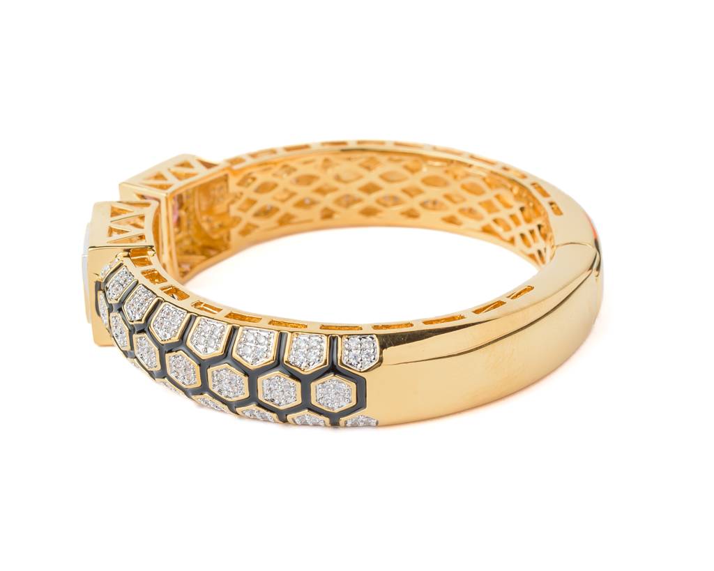 Vivinia By Vidhi Mehra Florence Gold Plated Pink Womens Kada -Vb113 : VB113