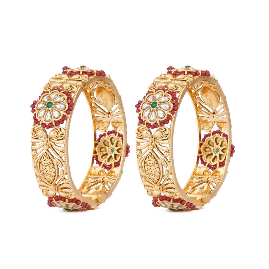 Gold Plated Kundan Encircled With Red Beads Flower Motif, Set Of 2 : VB140