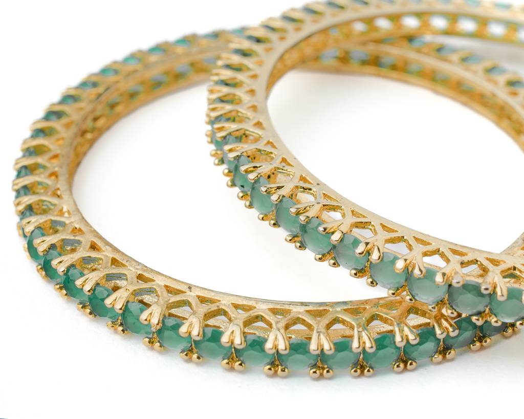 Vivinia By Vidhi Mehra Zia 2.0 Gold Plated Green Womens Zircon A Pair Of Bangles-Vb427 : VB427