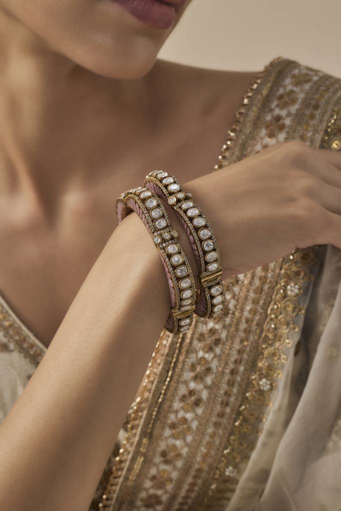 Vivinia By Vidhi Mehra Florence Gold Plated Pink Womens Kundan, Polki Pair Of Bangles -Vb623 : VB623