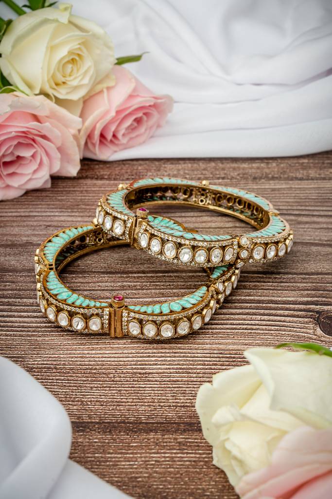 Vivinia By Vidhi Mehra Florence Gold Plated Green Womens Kundan, Polki Pair Of Bangles -Vb627 : VB627