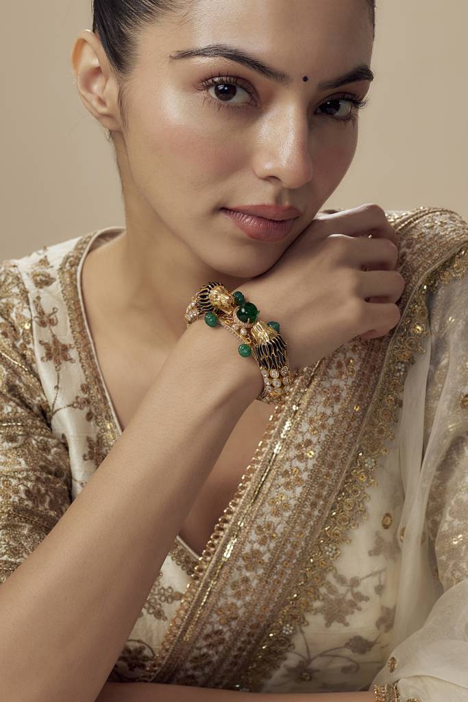 Vivinia By Vidhi Mehra Florence Gold Plated Green Womens Kundan, Polki Kadas (Freesize)-Vb631 : VB631