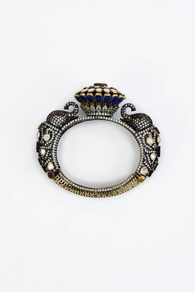 Vivinia By Vidhi Mehra Florence Silver Plated Black Womens Zircon Kadas (Freesize)-Vb632 : VB632