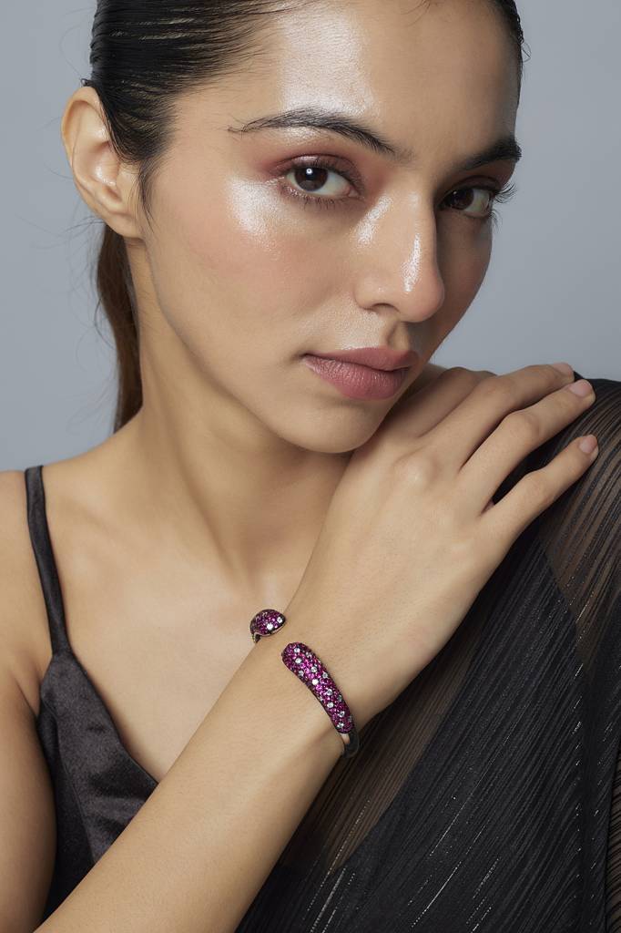 Vivinia By Vidhi Mehra Zia Silver Plated Pink Womens Zircon Kadas (Freesize)-Vb638 : VB638