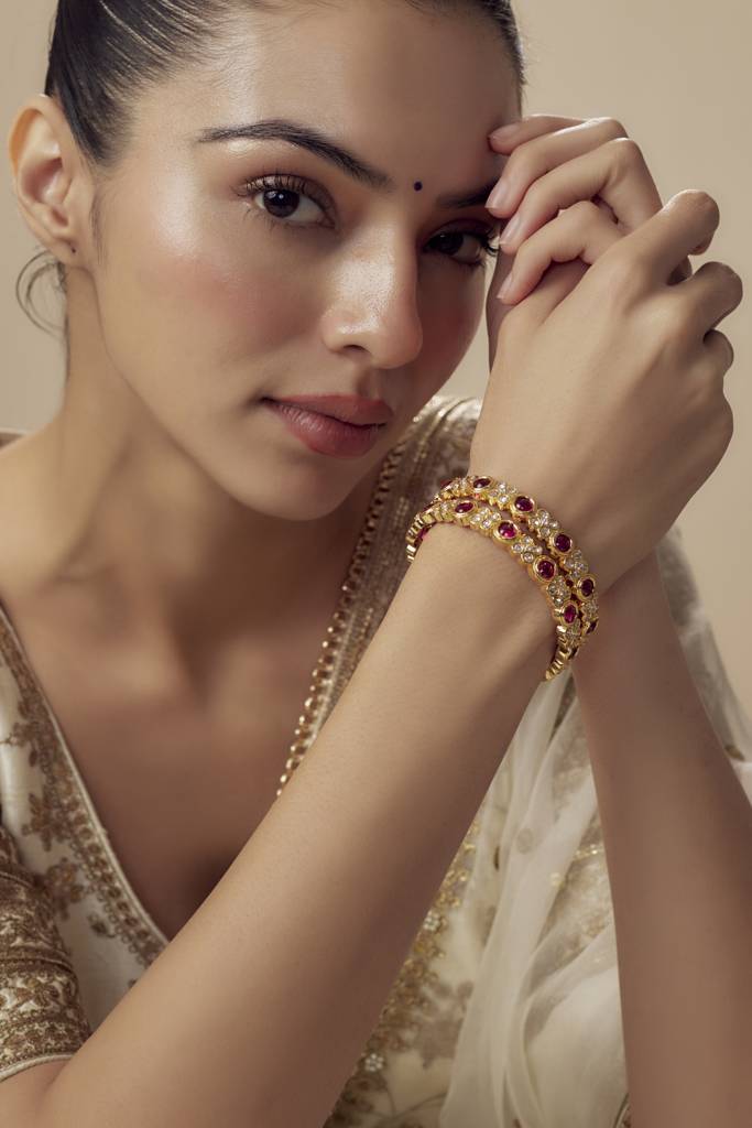 Vivinia By Vidhi Mehra Saadgi Gold Plated Pink Womens Kundan, Polki Pair Of Bangles -Vb645 : VB645