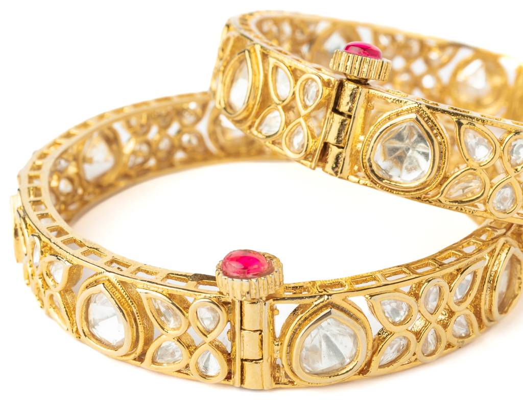 Vivinia By Vidhi Mehra Gold Plated Womens Kundan, Polki Pair Of Bangles-Vb653 : VB653