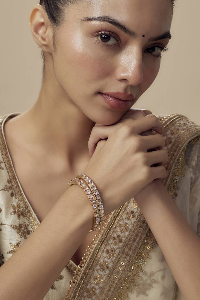 Vivinia By Vidhi Mehra Saadgi Gold Plated White Womens Kundan, Polki Pair Of Bangles -Vb657 : VB657