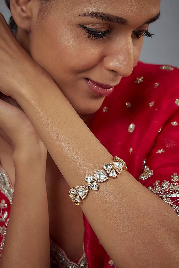 Vivinia By Vidhi Mehra Burgundy Gold Plated Kundan, Polki Womens Bracelet (Freesize)-Vb695 : VB695