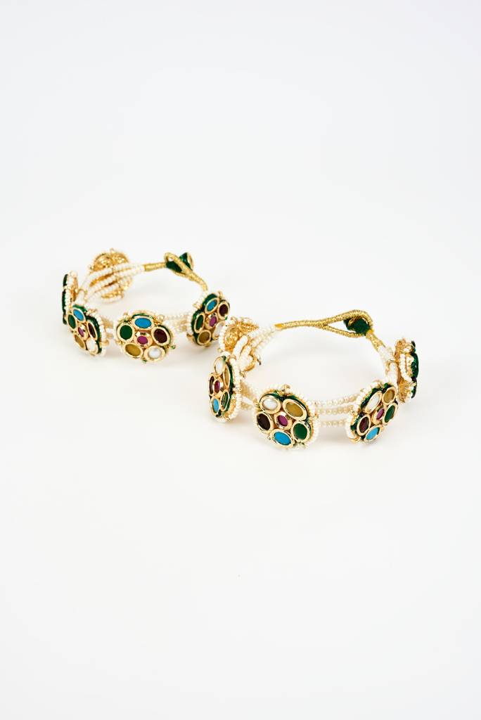 Vivinia By Vidhi Mehra Saadgi Gold Plated Multi Kundan, Polki Womens Pair Of Bangles -Vb702 : VB702