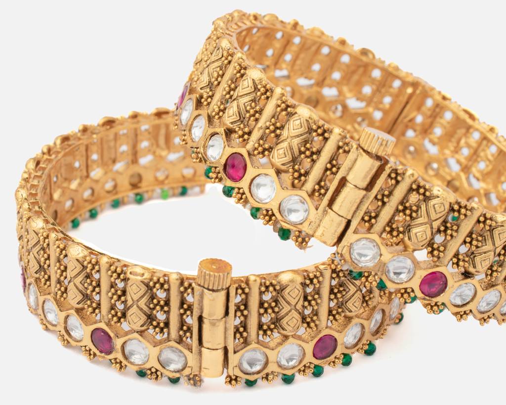 Vivinia By Vidhi Mehra Ismarrah 2.0 Gold Plated Temple Bangles ( Set Of 2 )-Vb744 : VB744
