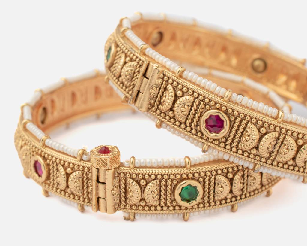 Vivinia By Vidhi Mehra Ismarrah 2.0 Gold Plated Beads/Synthetic Stone Bangles ( Set Of 2 )-Vb745 : VB745